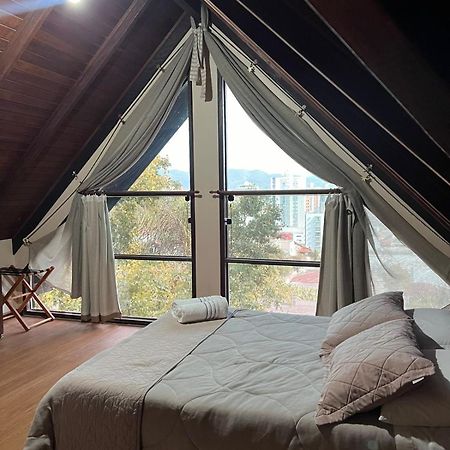 Pousada Casa Da Pedra Blumenau Εξωτερικό φωτογραφία