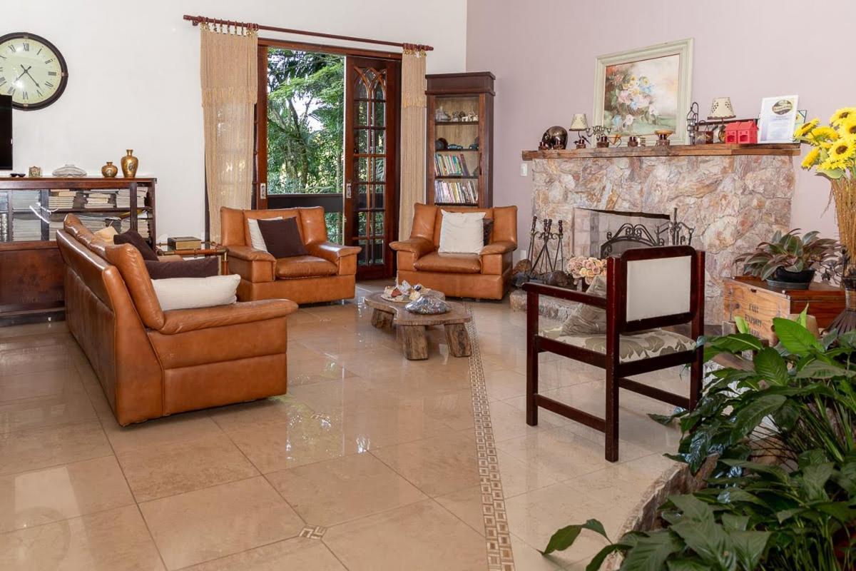 Pousada Casa Da Pedra Blumenau Εξωτερικό φωτογραφία